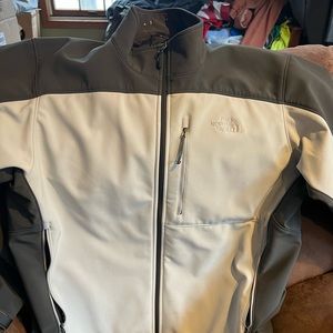 Like new north face jacket